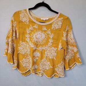 Solitaire Women's Small Embroidered Top Yellow White Floral Flowy